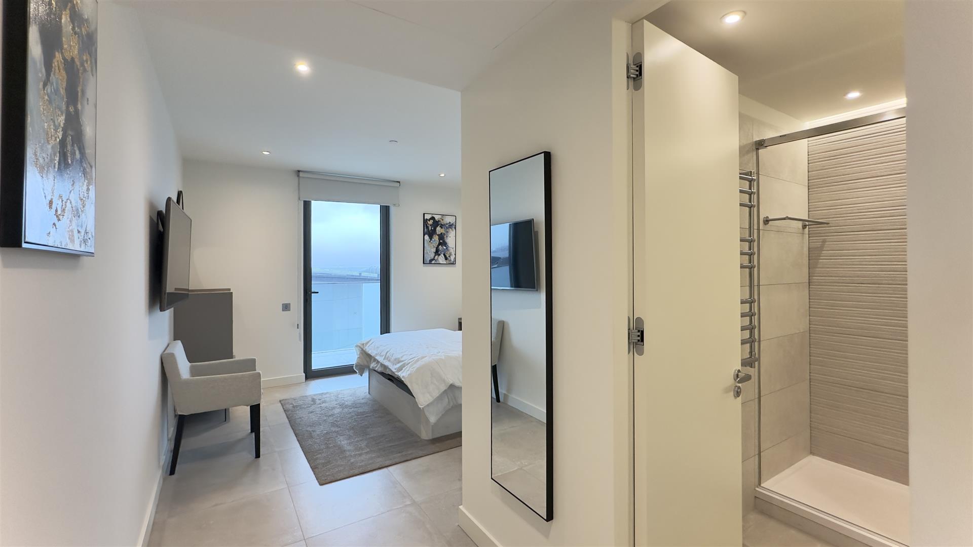 Image of Apartment - 3 Bedrooms - 2 Bathrooms for Rental in EuroCity-Gibraltar, Image 4